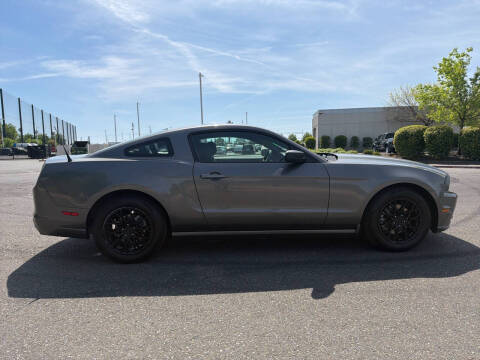2013 Ford Mustang V6