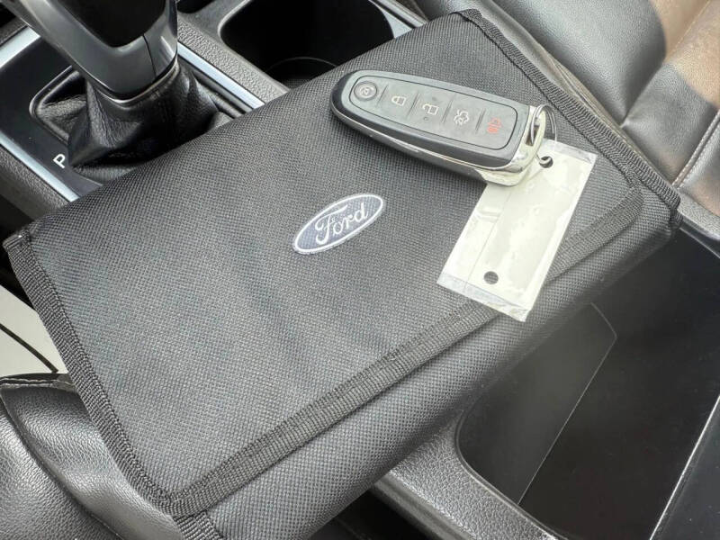 2019 Ford Escape SEL