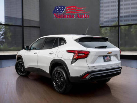 2025 Chevrolet Trax LS