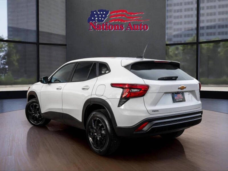 2025 Chevrolet Trax LS