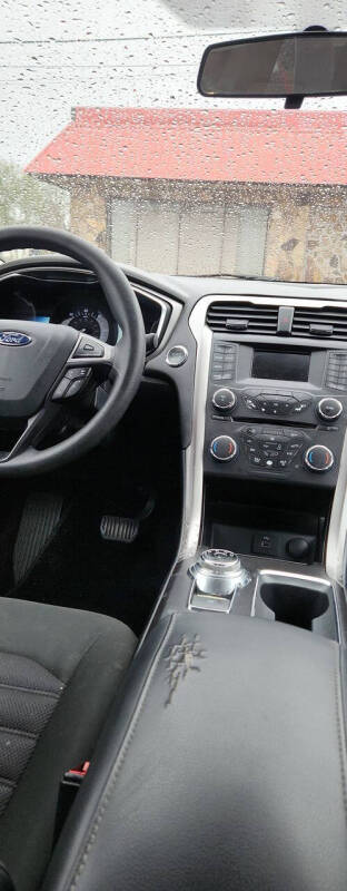 2017 Ford Fusion Hybrid SE