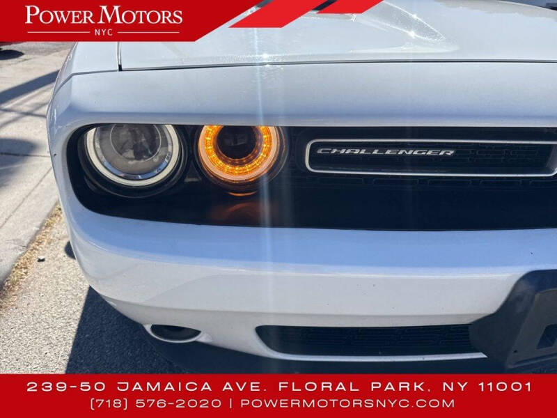 2023 Dodge Challenger SXT