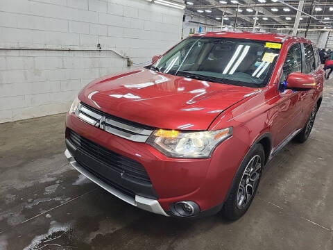 2015 Mitsubishi Outlander for sale at Quick Stop Motors in Kansas City MO