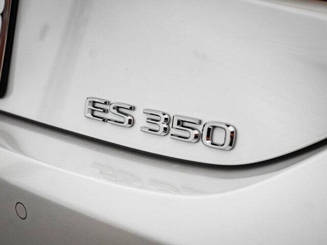 2025 Lexus ES 350