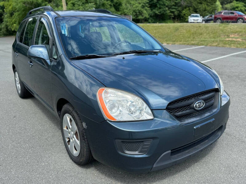 2009 Kia Rondo LX