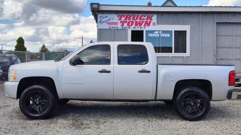 2011 Chevrolet Silverado 1500 for sale at Dean Russell Truck Town in Union Gap WA