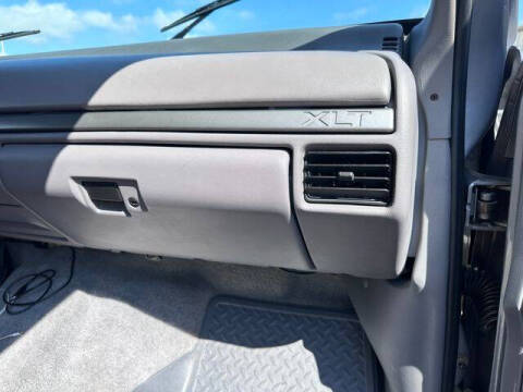 1995 Ford Bronco XLT