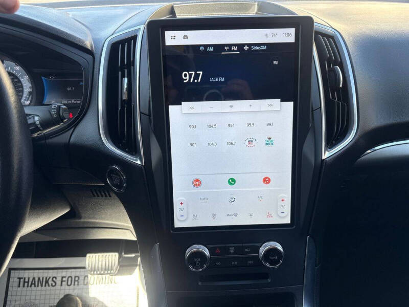 2023 Ford Edge Titanium