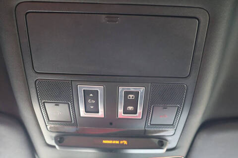 2021 Land Rover Defender 110 X-Dynamic SE