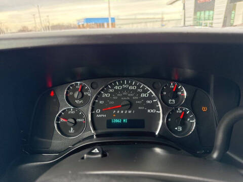 2024 Chevrolet Express 2500