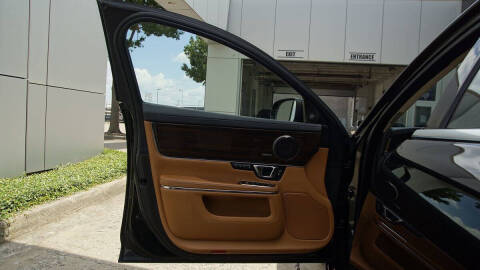 2016 Jaguar XJL Portfolio