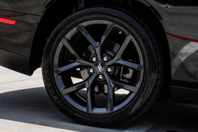 2023 Dodge Challenger SXT