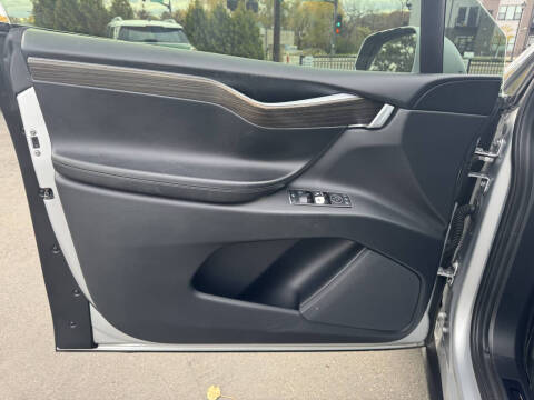 2016 Tesla Model X P90D