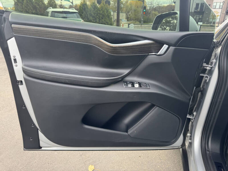 2016 Tesla Model X P90D