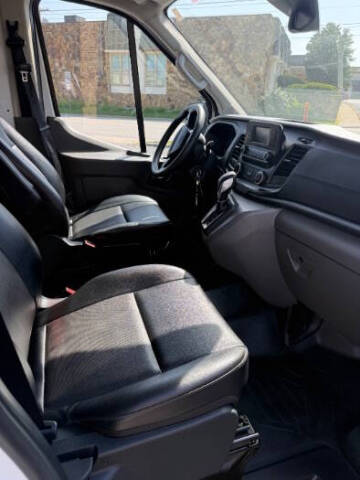 2022 Ford Transit