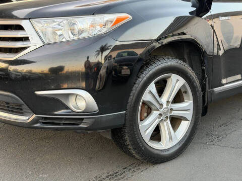 2012 Toyota Highlander Limited