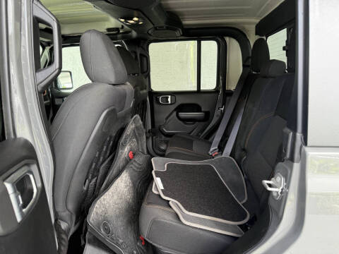 2021 Jeep Gladiator Mojave