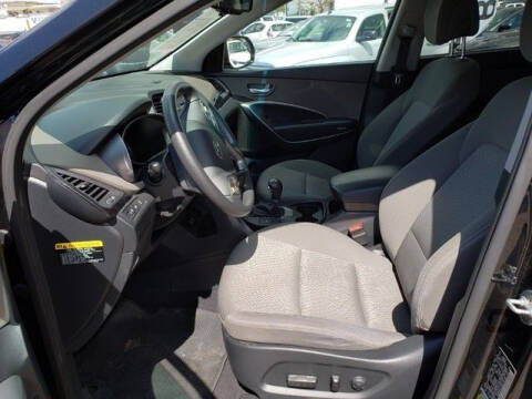 2016 Hyundai Santa Fe SE