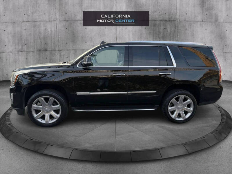 2016 Cadillac Escalade Luxury Collection
