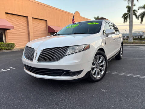 2013 Lincoln MKT