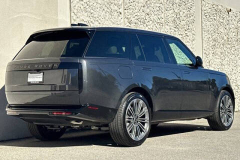 2025 Land Rover Range Rover P400 SE LWB