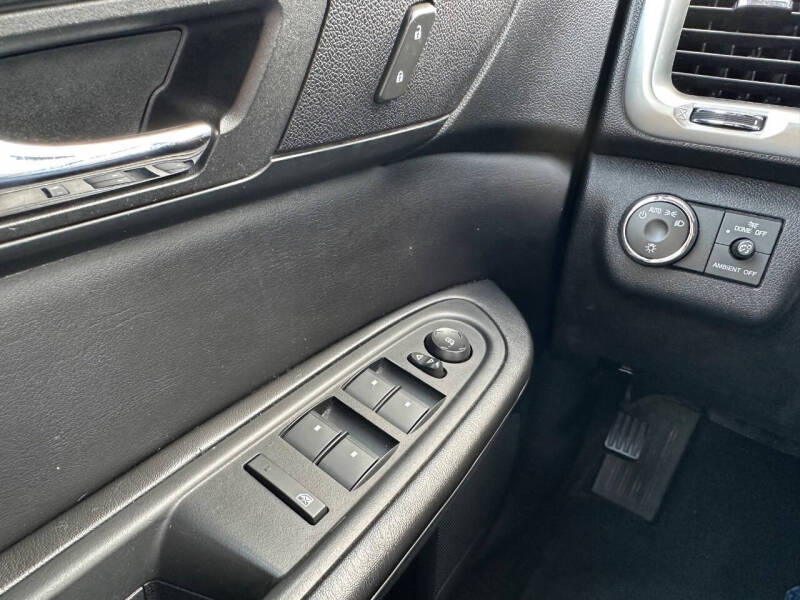 2015 GMC Acadia SLE-2