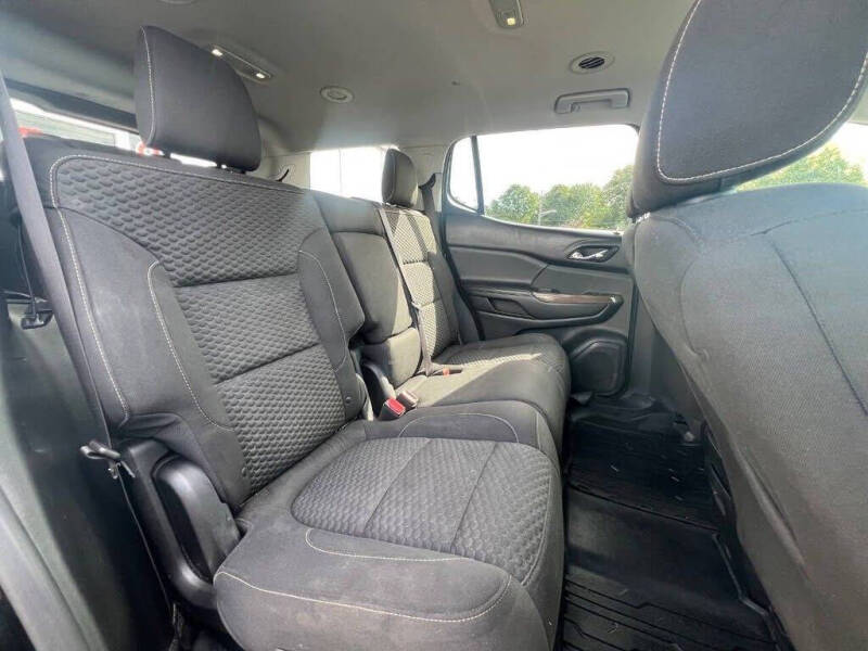 2017 GMC Acadia SLE-1