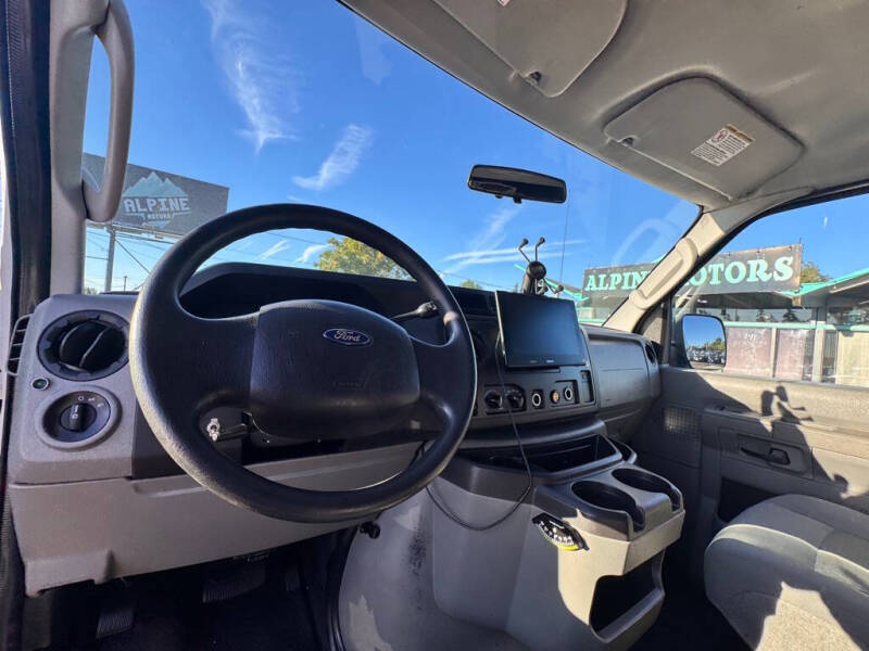 2009 Ford E-Series E-250
