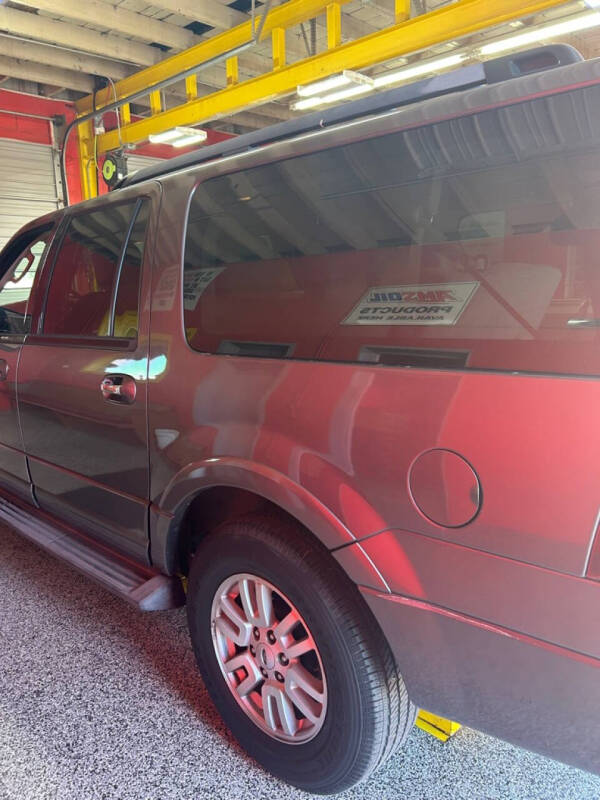 2011 Ford Expedition EL XLT