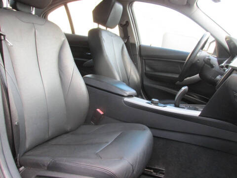 2013 BMW 3 Series 328i