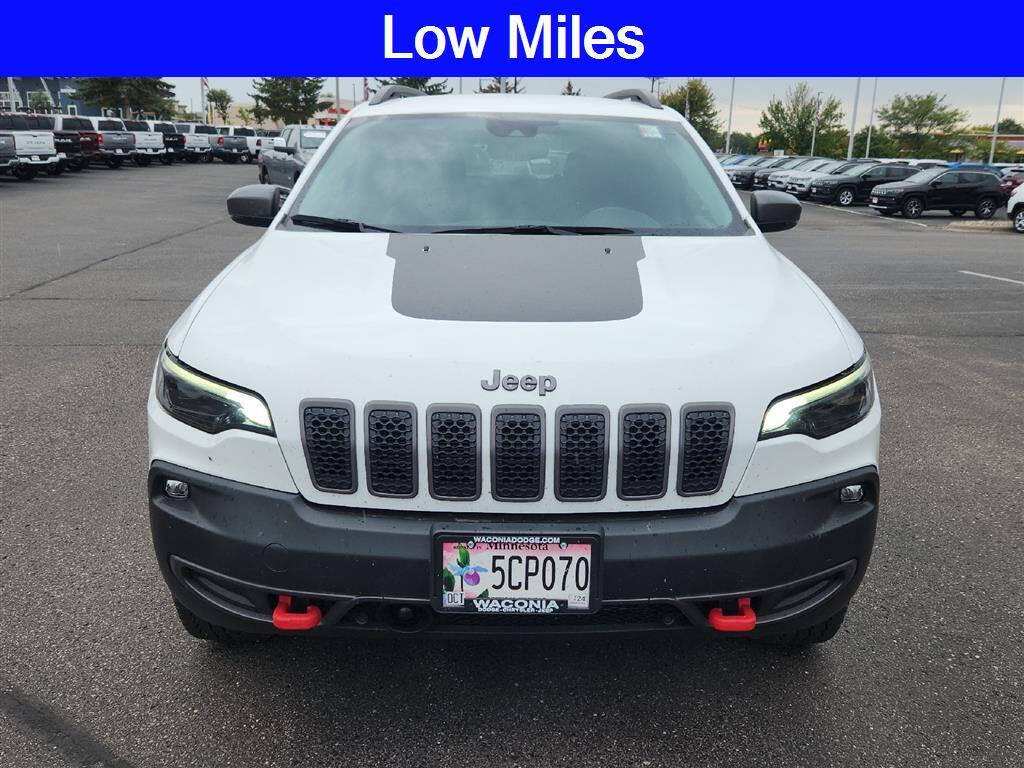 2021 Jeep Cherokee for sale at Victoria Auto Sales in Victoria, MN