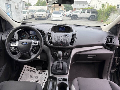 2014 Ford Escape S