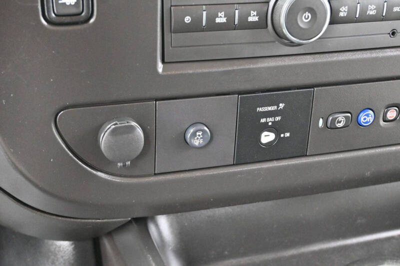 2023 Chevrolet Express 2500