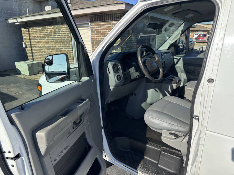 2010 Ford E-Series E-150