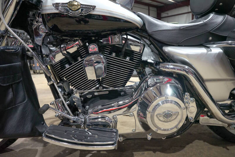 2003 Harley-Davidson FLH