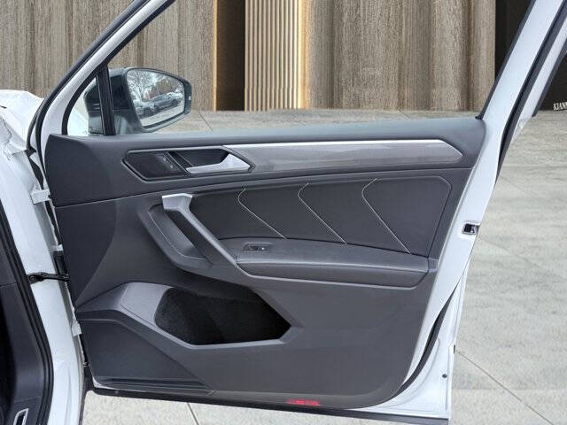 2024 Volkswagen Tiguan SE R-Line Black 4Motion