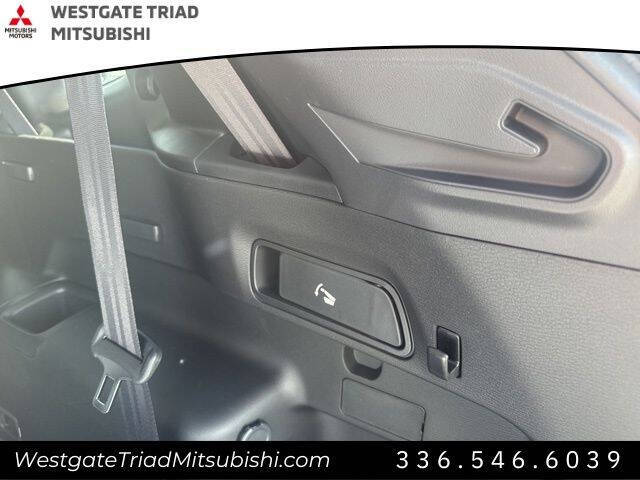 2025 Mitsubishi Outlander SE