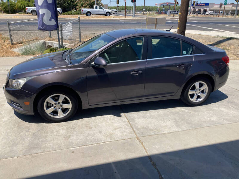2011 Chevrolet Cruze 2LT's photo