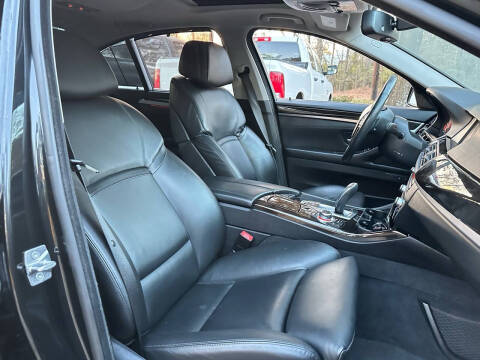 2011 BMW 5 Series 550i xDrive