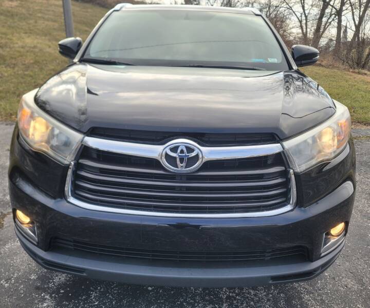 2015 Toyota Highlander for sale at BHT Motors LLC in Imperial MO