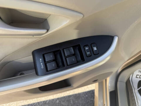 2010 Toyota Prius IV