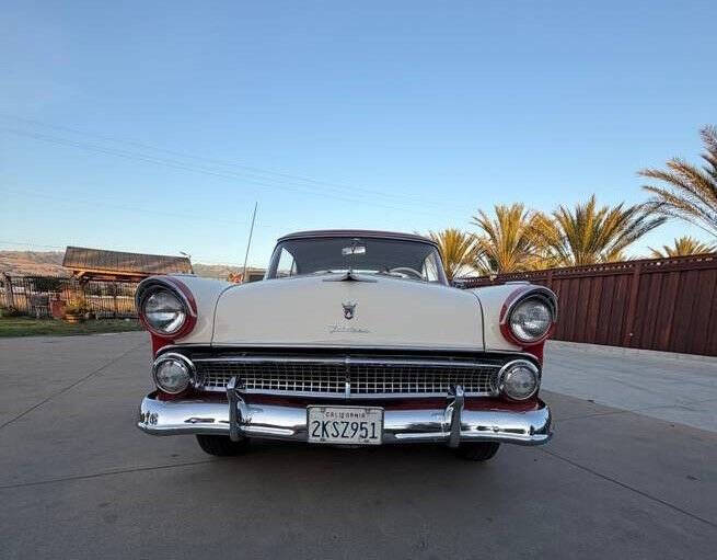 1955 Ford Fairlane