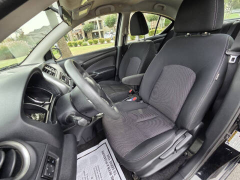 2016 Nissan Versa 1.6 SV