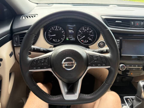 2017 Nissan Rogue SL