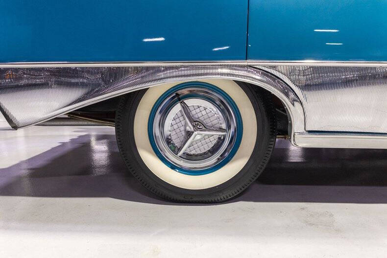 1957 El Morocco Hardtop