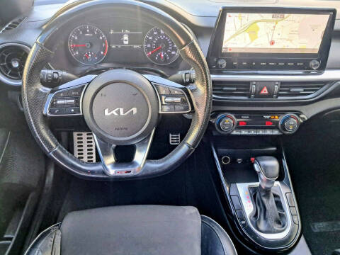 2022 Kia Forte GT Line