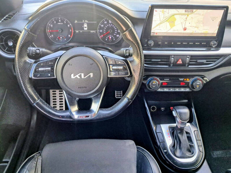 2022 Kia Forte GT Line