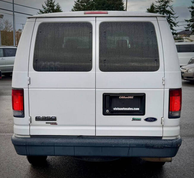 2013 Ford E-Series E-350 SD XLT