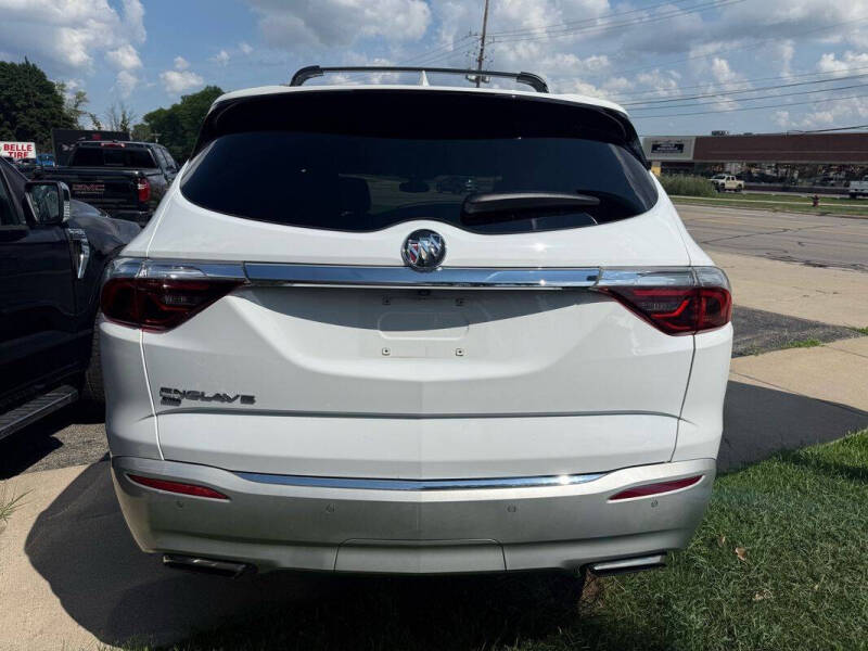 2024 Buick Enclave Essence