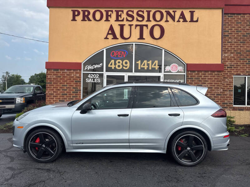 2016 Porsche Cayenne GTS